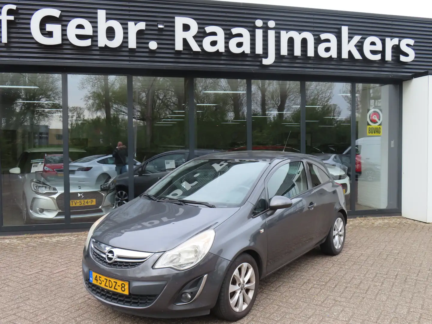 Opel Corsa 1.2 Anniversay LPG *Airco* Gris - 1