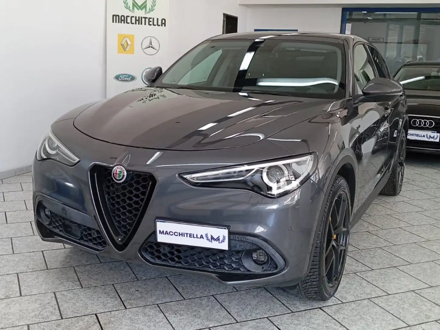 Alfa Romeo Stelvio 2.2 t Sprint Q4 190cv auto Gris - 1