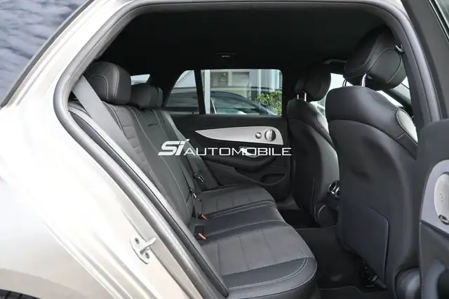 Mercedes-Benz E-Class view 14