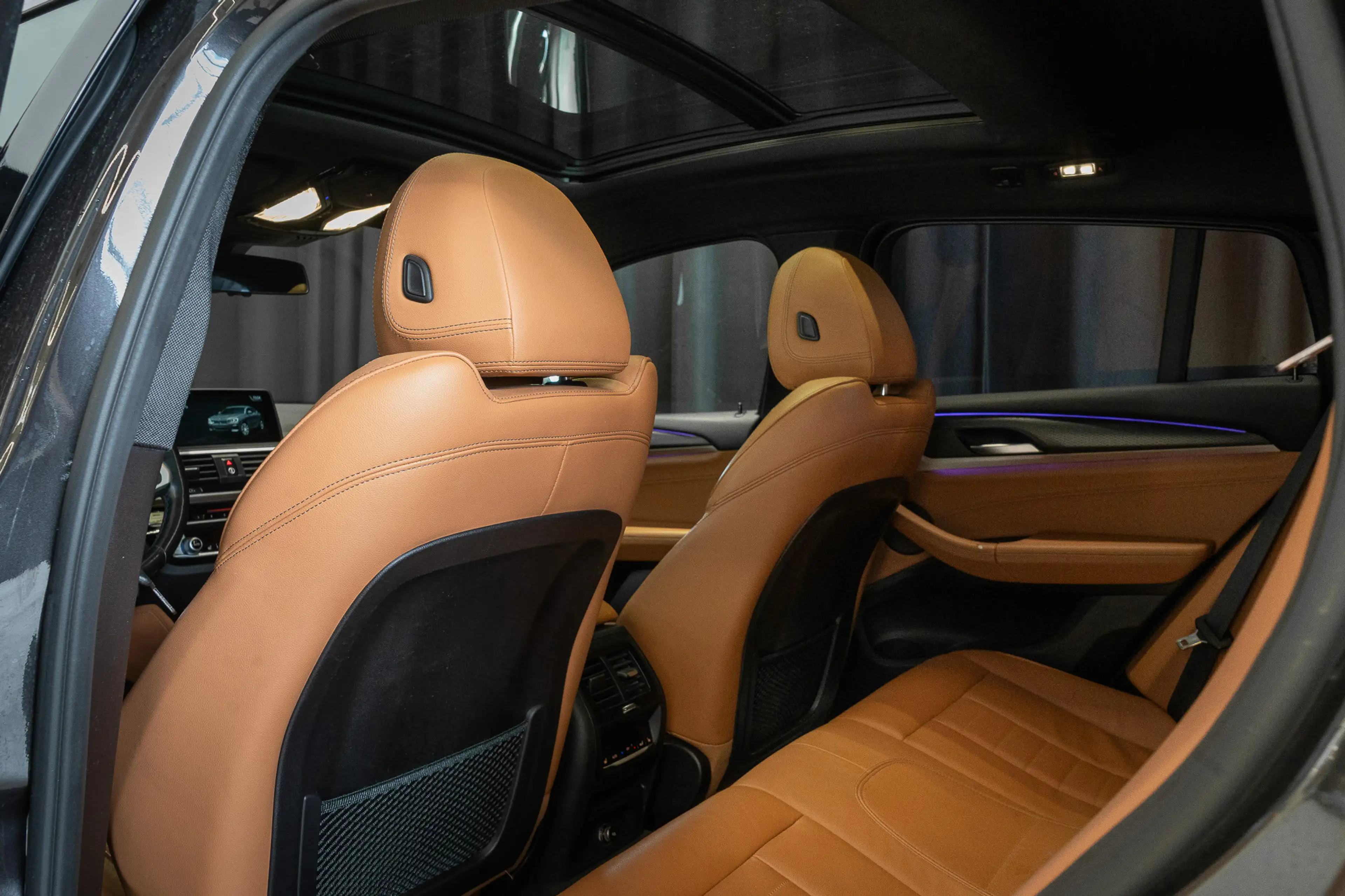 BMW X4 xDrive 20 i M Sport X — photo 12