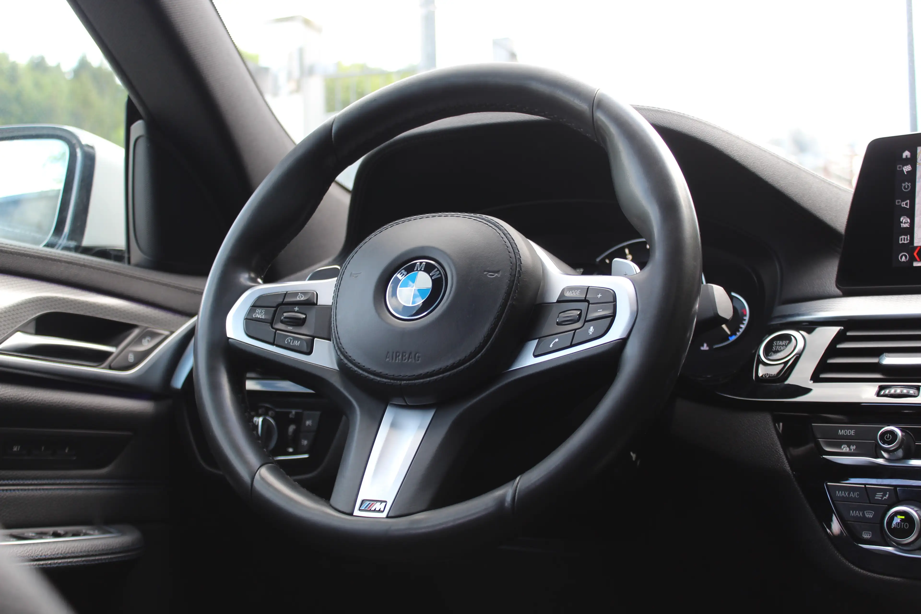 BMW 630 GT d xDrive M Sport Aut. PANO*LEDER*Shadow-Line* — photo 9