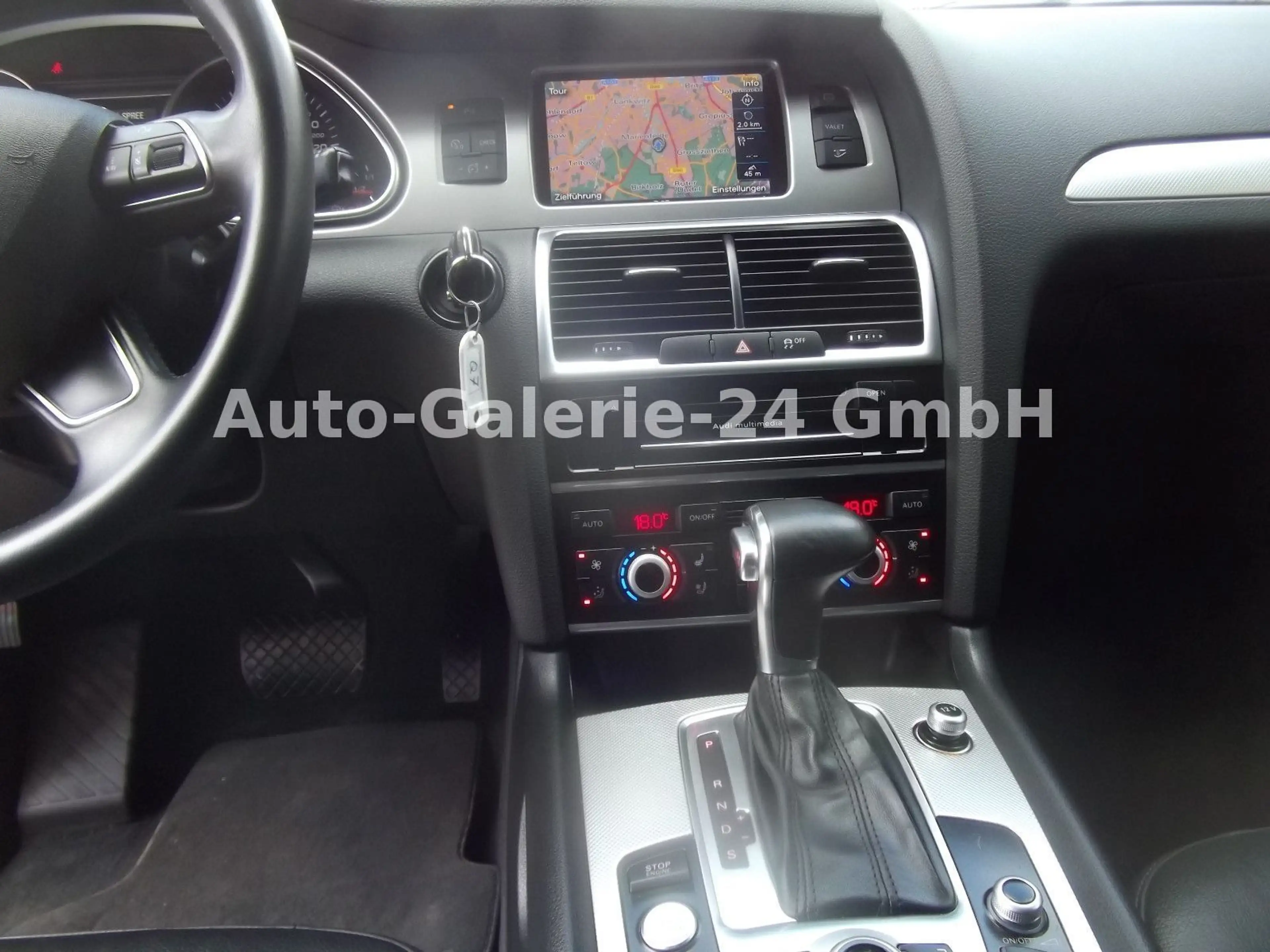 Audi Q7 3.0 TDI (DPF) quattro tiptronic S- Line — photo 14