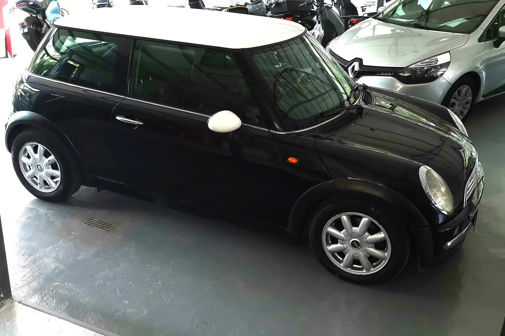 MINI Cooper Mini II 2001 1.6 Marrone - 1