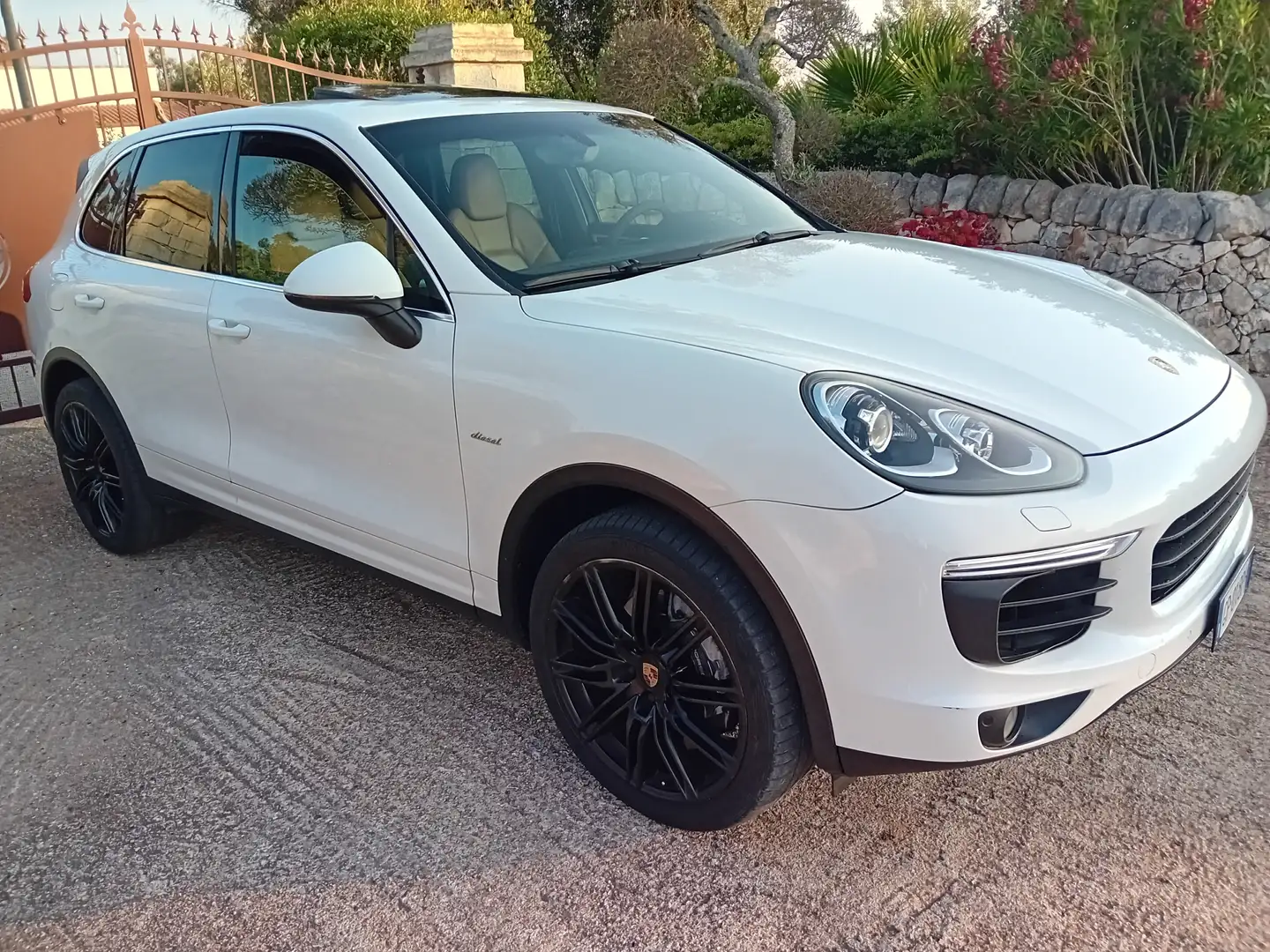 Porsche Cayenne Cayenne II 2015 3.0 tiptronic Blanc - 2