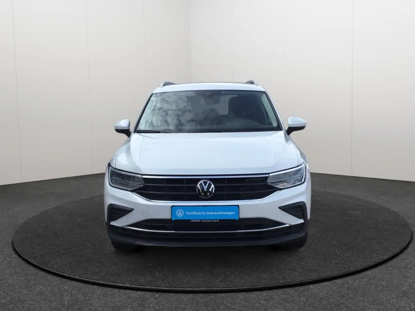 Volkswagen Tiguan 2.0TDI DSG Move LED AHK Navi Rear View ACC Weiß - 2