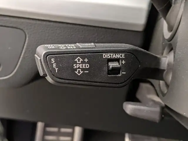 Audi Q5 view 5