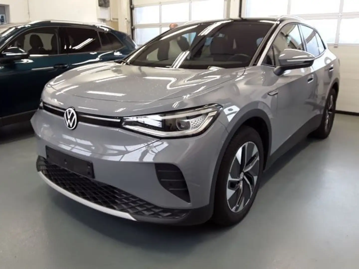 Volkswagen ID.4 Pro +MAX 501KM+AHK+WÄRMEPUMPE+ Bluetooth LED Grigio - 1