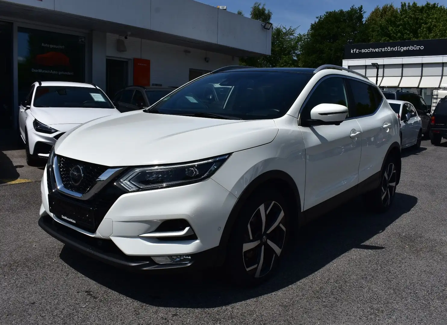 Nissan Qashqai 1.3 DCT Tekna+ Leder 360° KAM PANO BOSE Blanc - 1