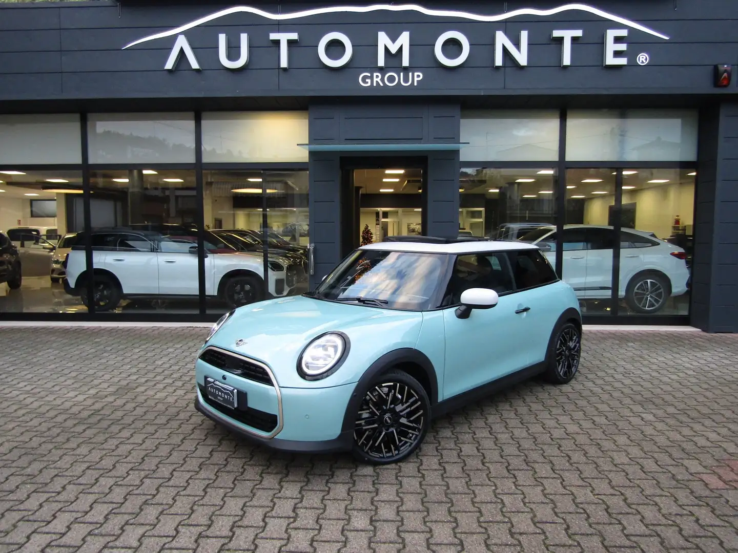 MINI Cooper 1.5 C FAVOURED 3 PORTE AUTO,CERCHI 18,TETTO,HUD Verde - 1
