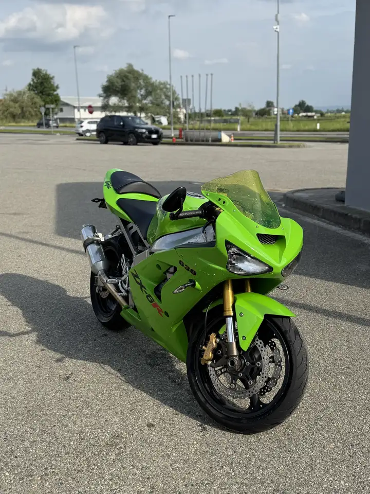 Kawasaki ER