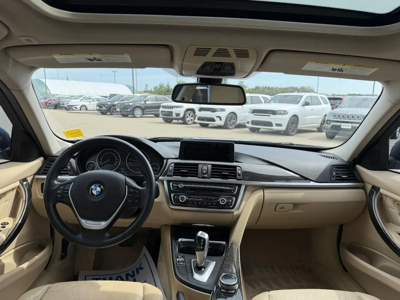 BMW 3 Series снимка BMW 3 Series