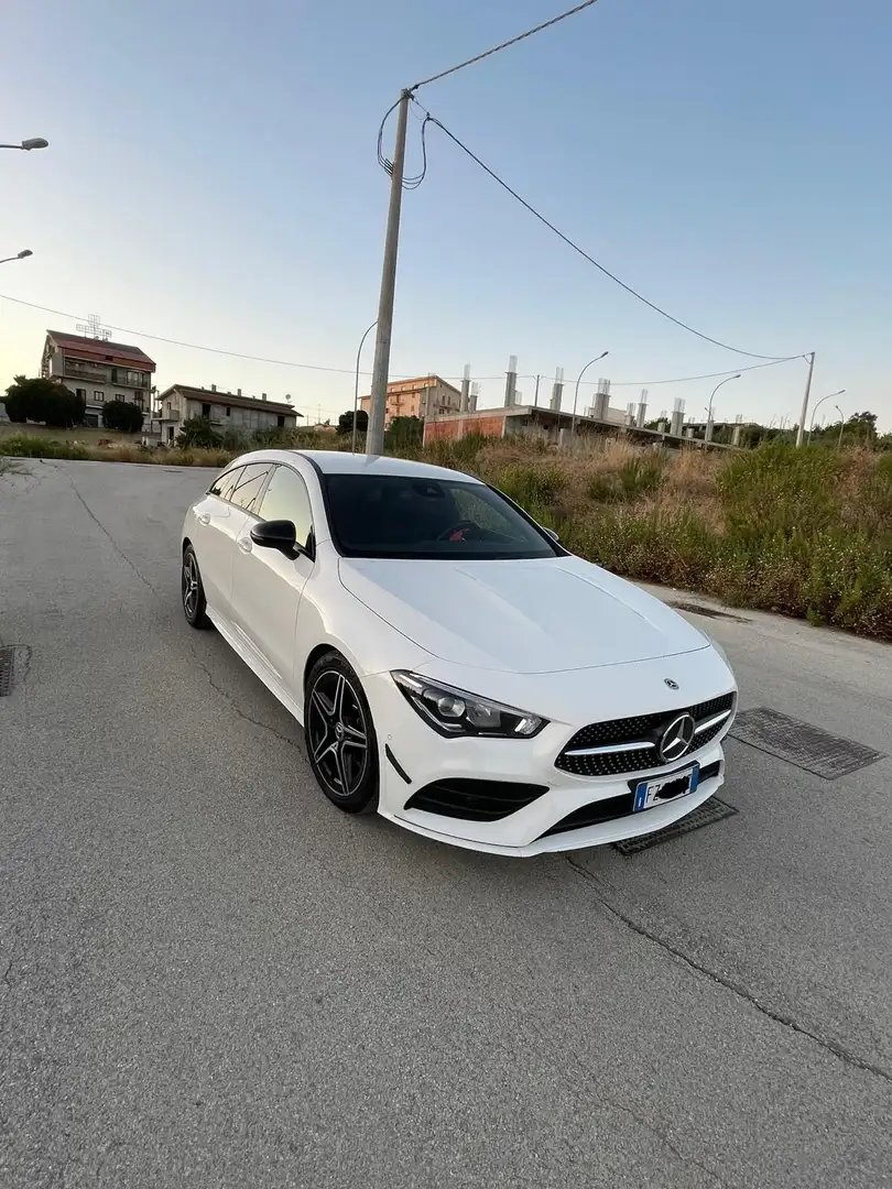 Mercedes-Benz CLA 200 Shooting Brake d Premium auto - 1