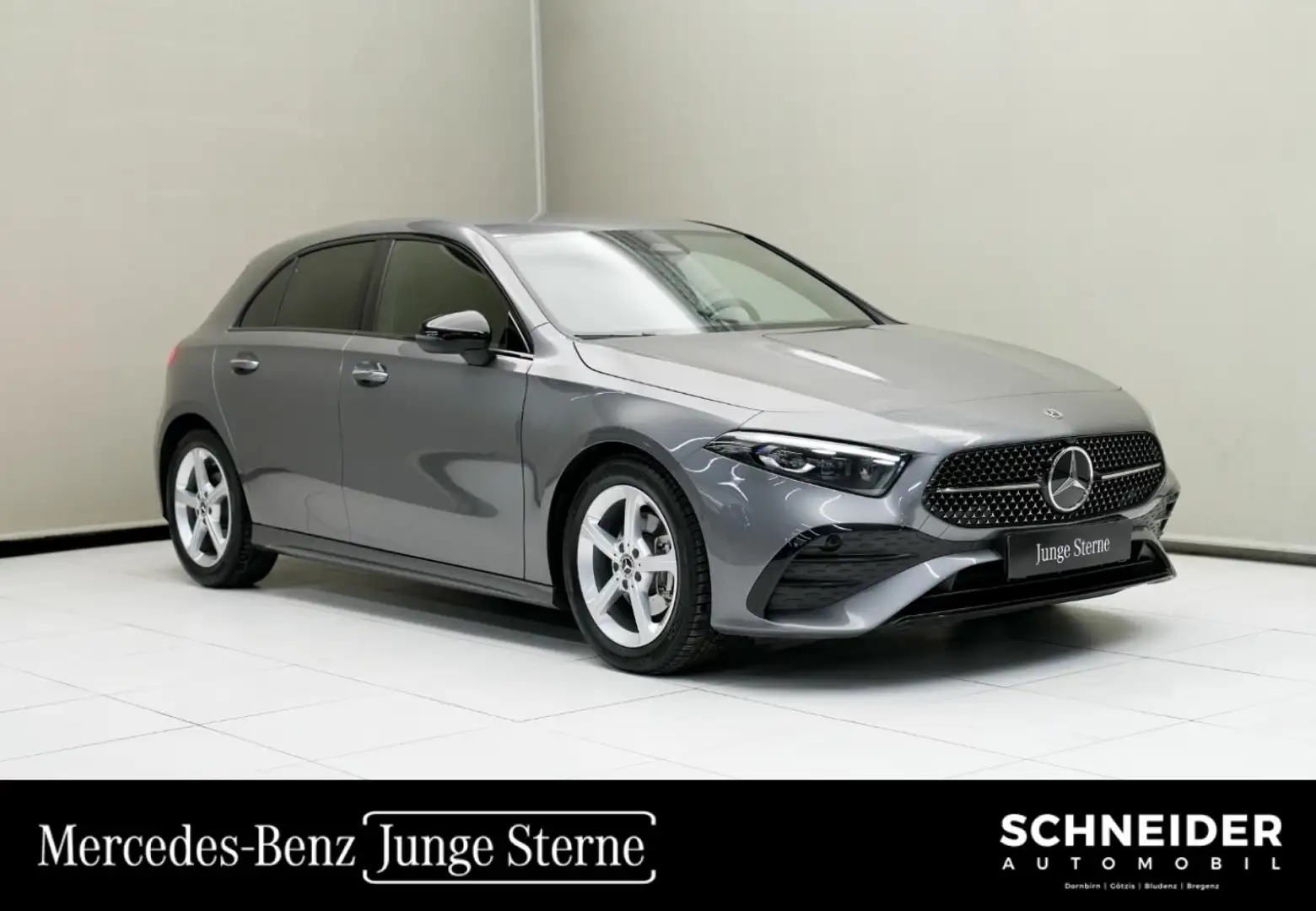 Mercedes-Benz A 180 d Kompaktlimousine Österreich-Edition AMG Line Grau - 1