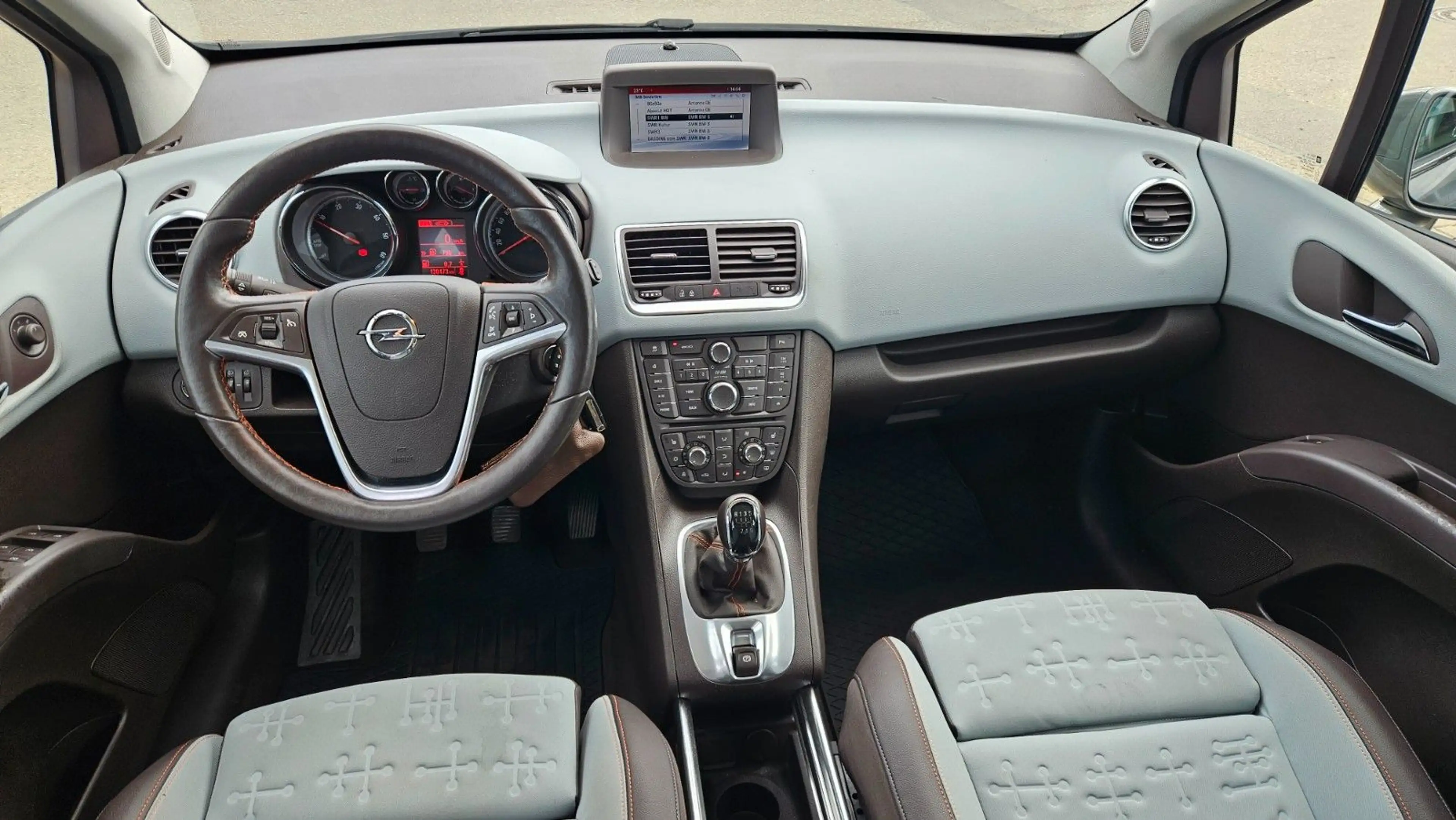 Opel Meriva B Innovation — photo 6