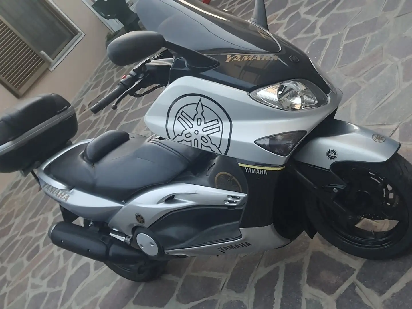 Yamaha TMAX 500 Argent - 1