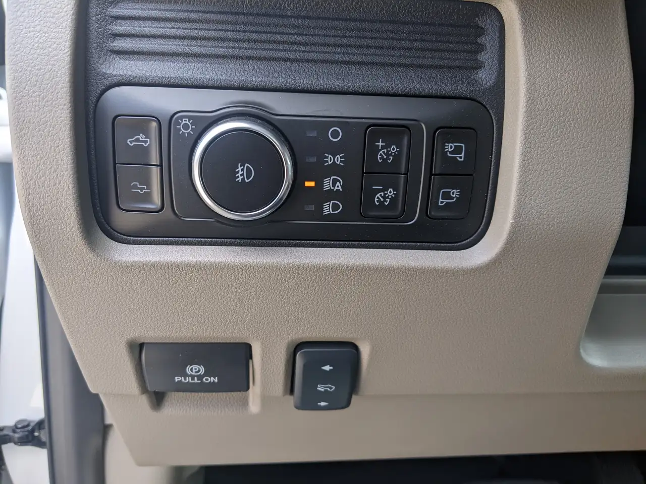 Ford F 350 снимка Ford F 350
