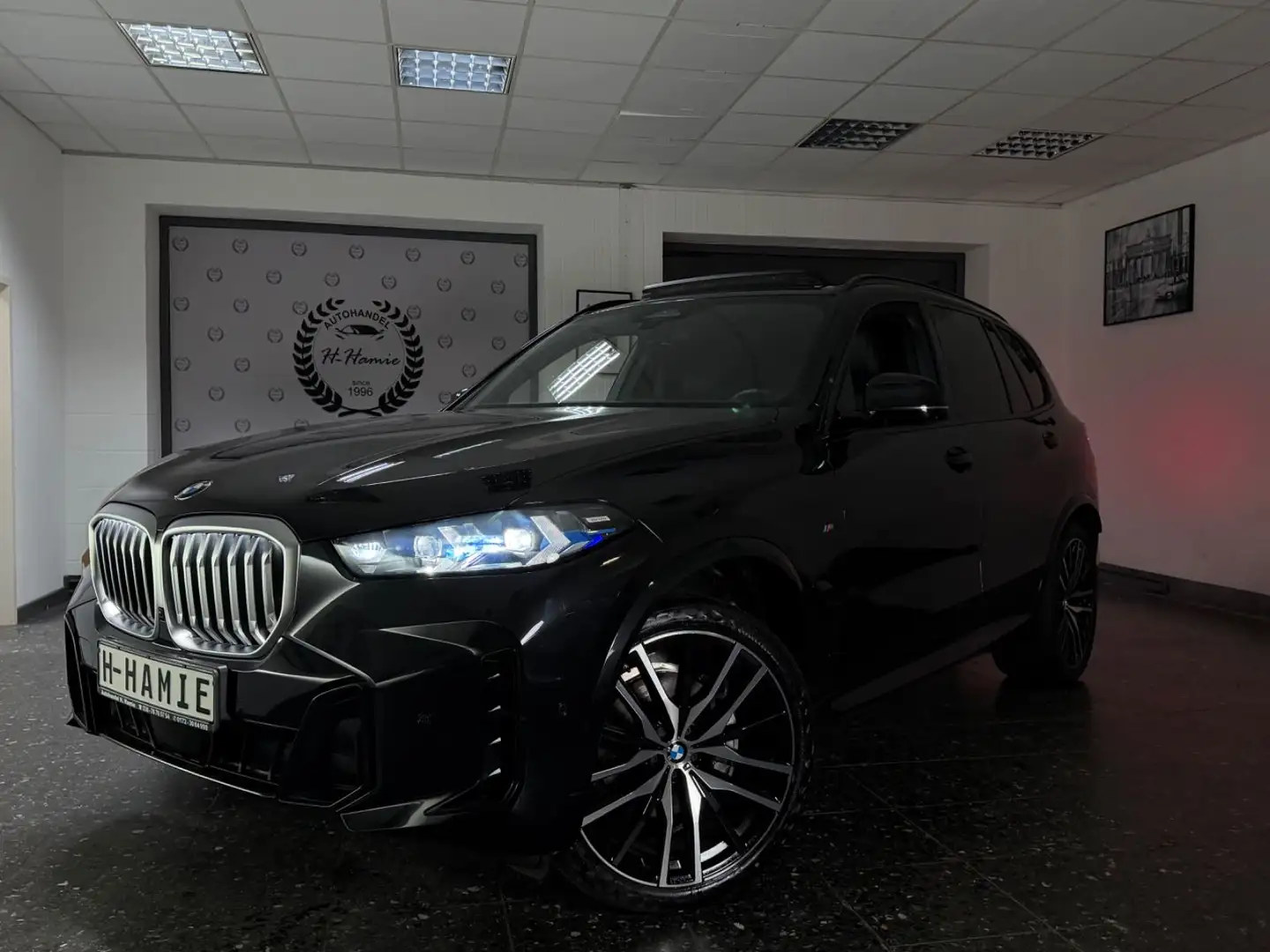 BMW X5 30d XD M-SPORT LASER ICONIC PANO H&K HUD 360° Noir - 1