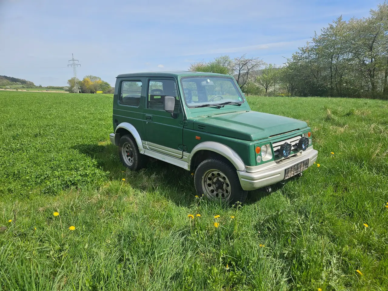 Suzuki SJ Samurai