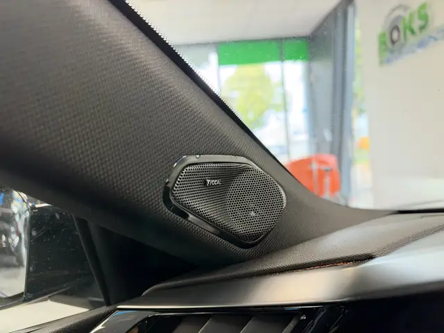 Peugeot 408 view 13