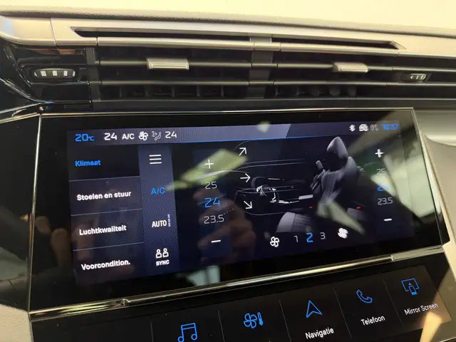 Peugeot 408 view 20