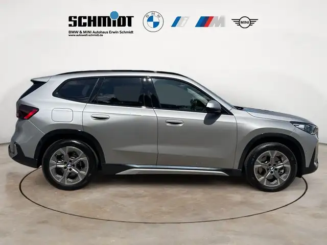 BMW X1 view 8