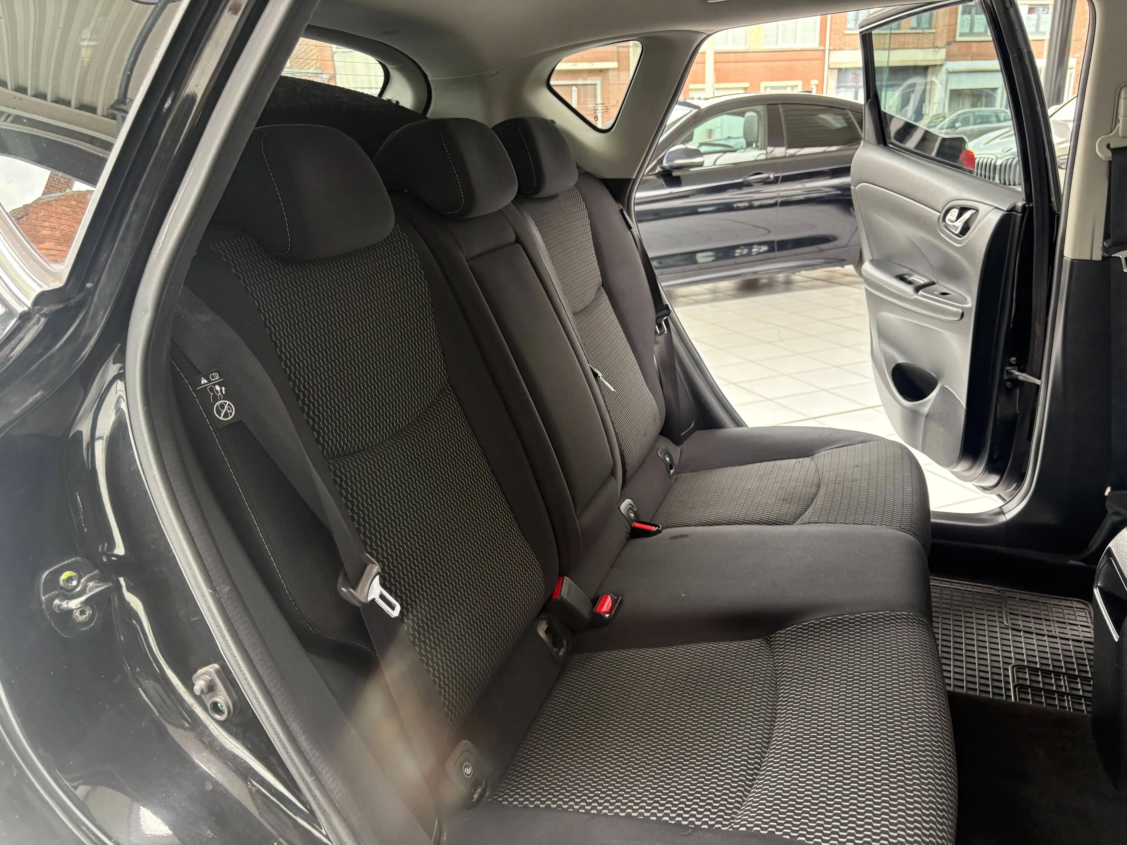 Nissan Pulsar Pulsar 1.5 dCi *XENON * GPS * CAMERA * JANTES * — photo 9