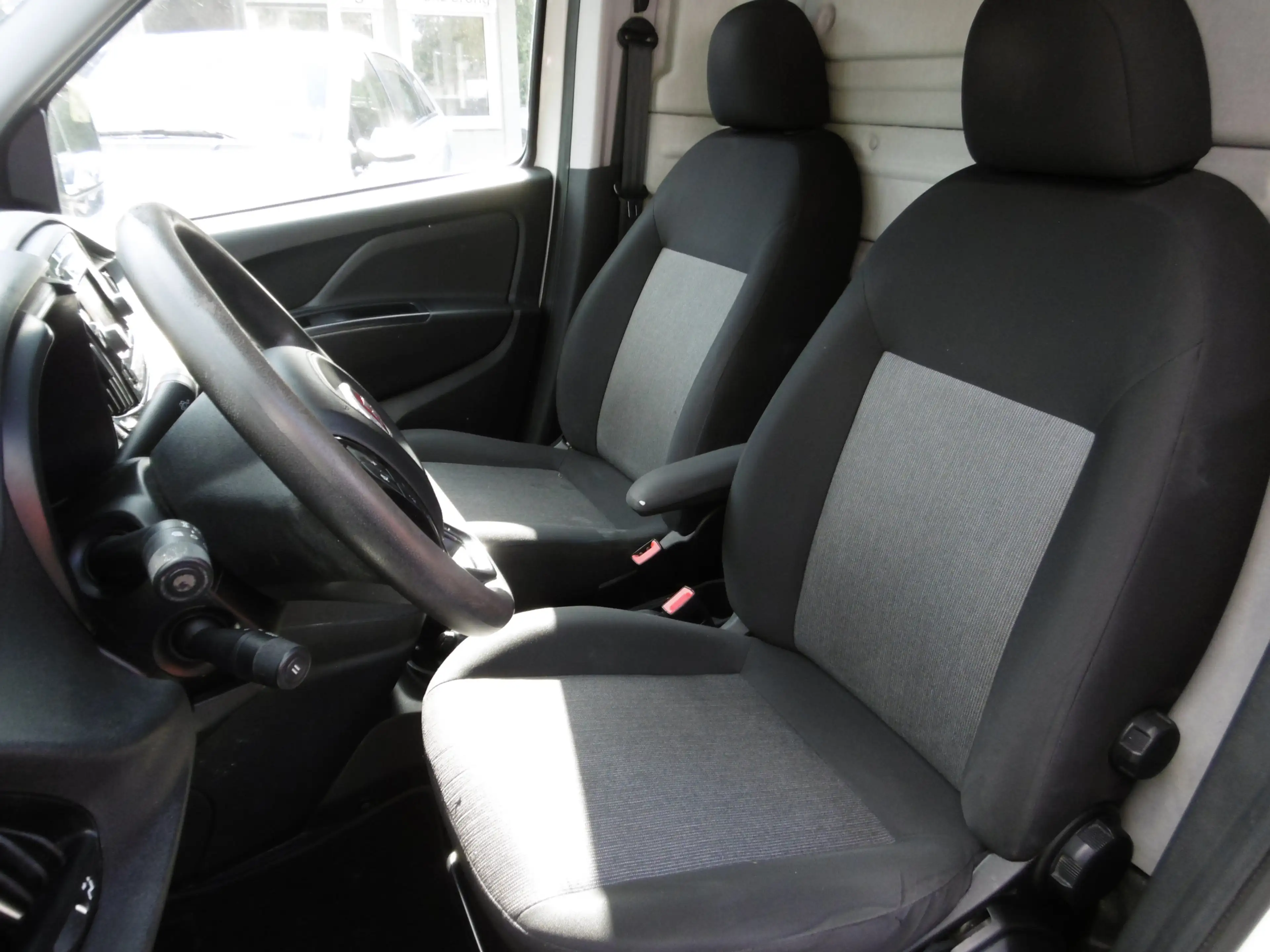 Fiat Doblo 1.4 T-Jet SX Kasten Klima Tempomat PDC — photo 3