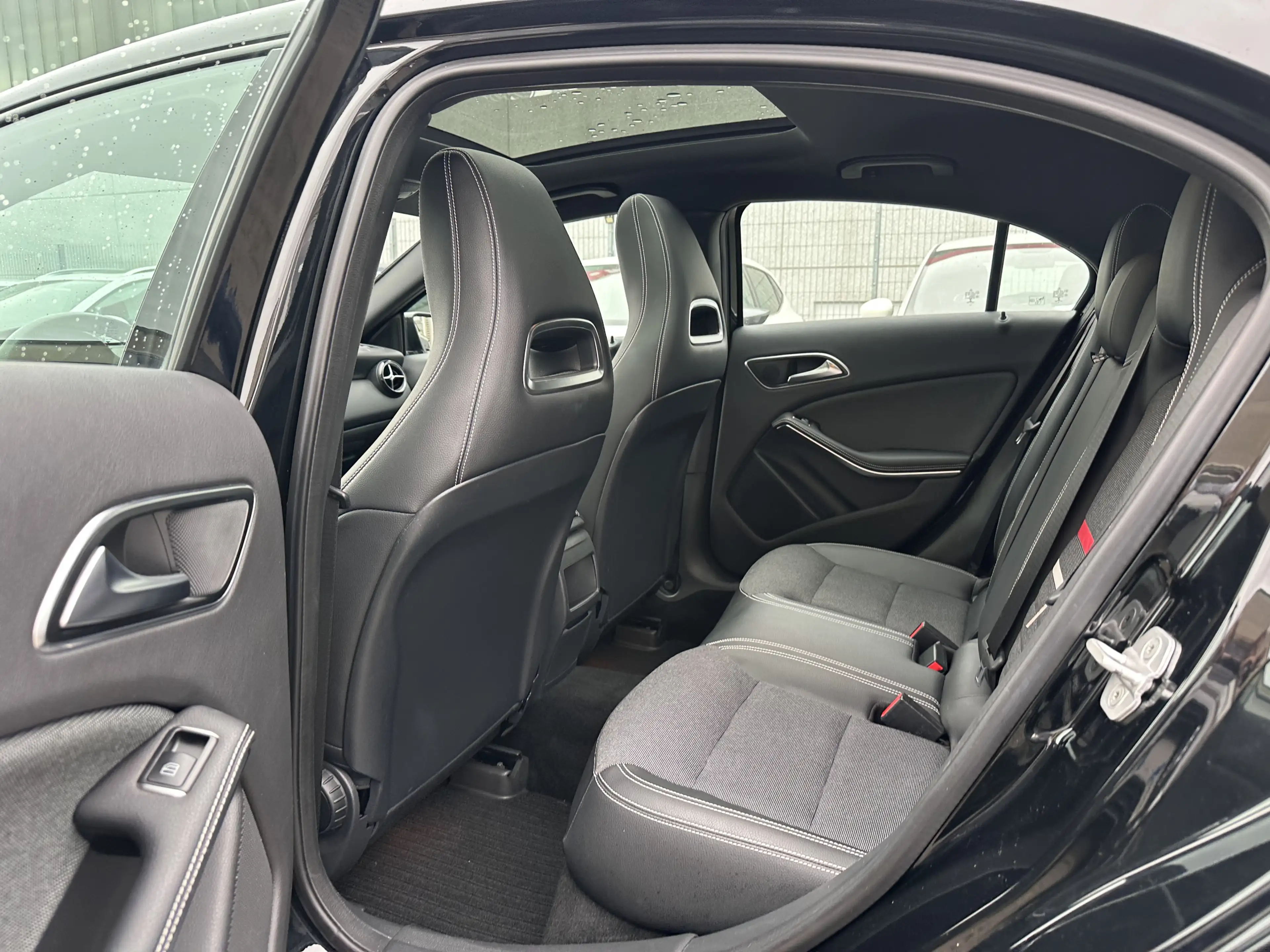 Mercedes-Benz A 180 CDI *Schiebedach*Kamera*Teilleder* — photo 11