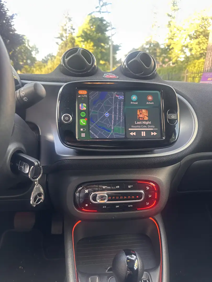 smart forTwo electric drive / EQ (453.391) Grau - 2