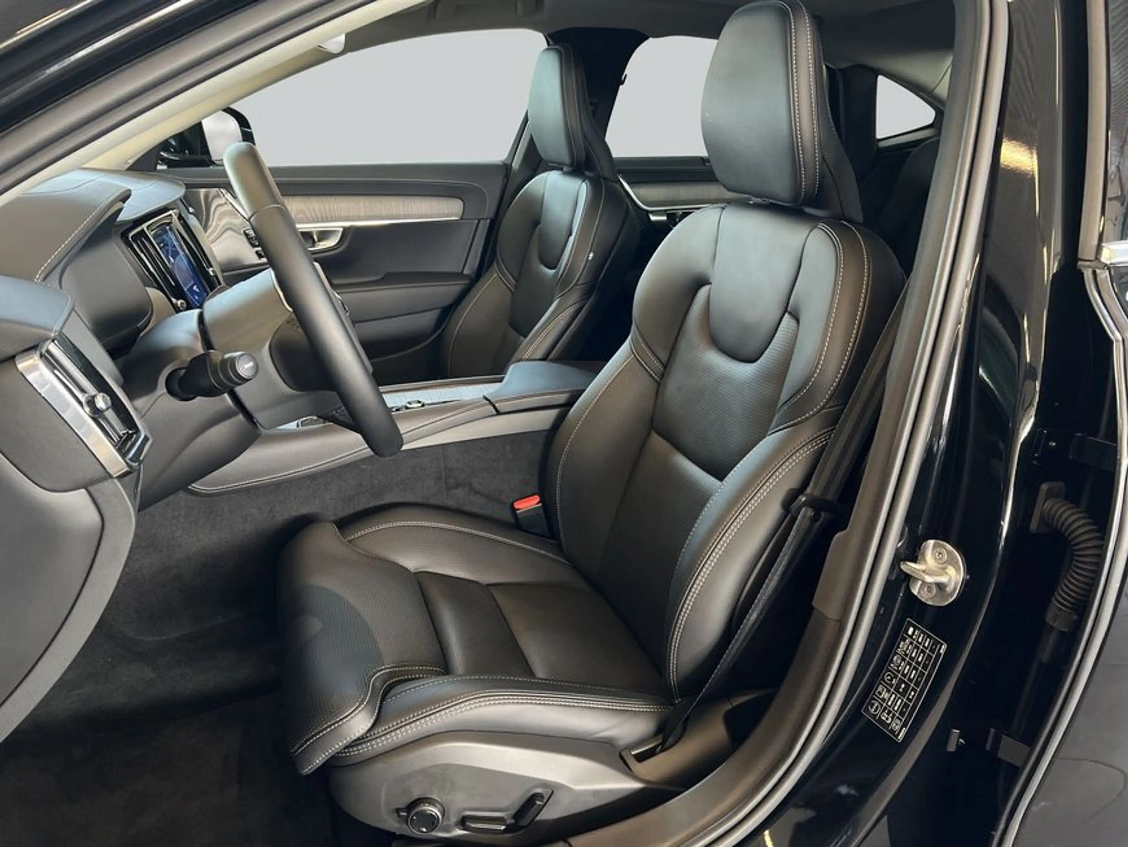 Volvo S90 B5 AWD Ultimate-Bright Luftf Massage 360° Stan — photo 10