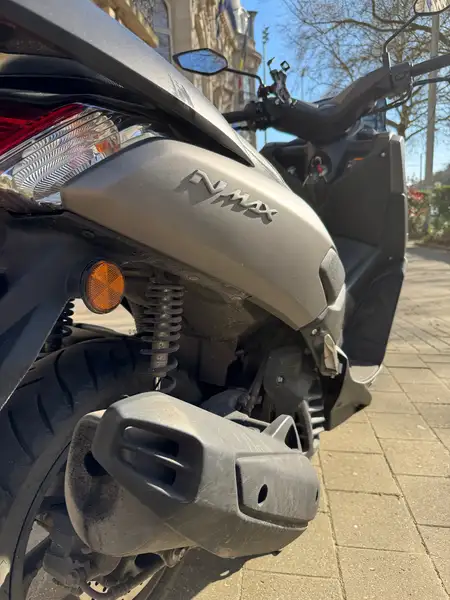 Yamaha NMAX - foto 6