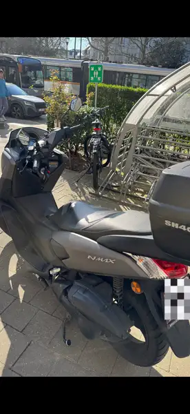 Yamaha NMAX - foto 5