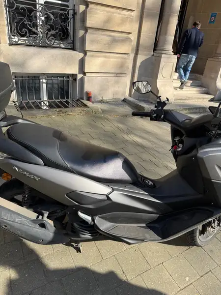 Yamaha NMAX - foto 3