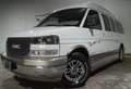 GMC Savana High Top Explorer Conversion Van Kamera Weiß - thumbnail 2
