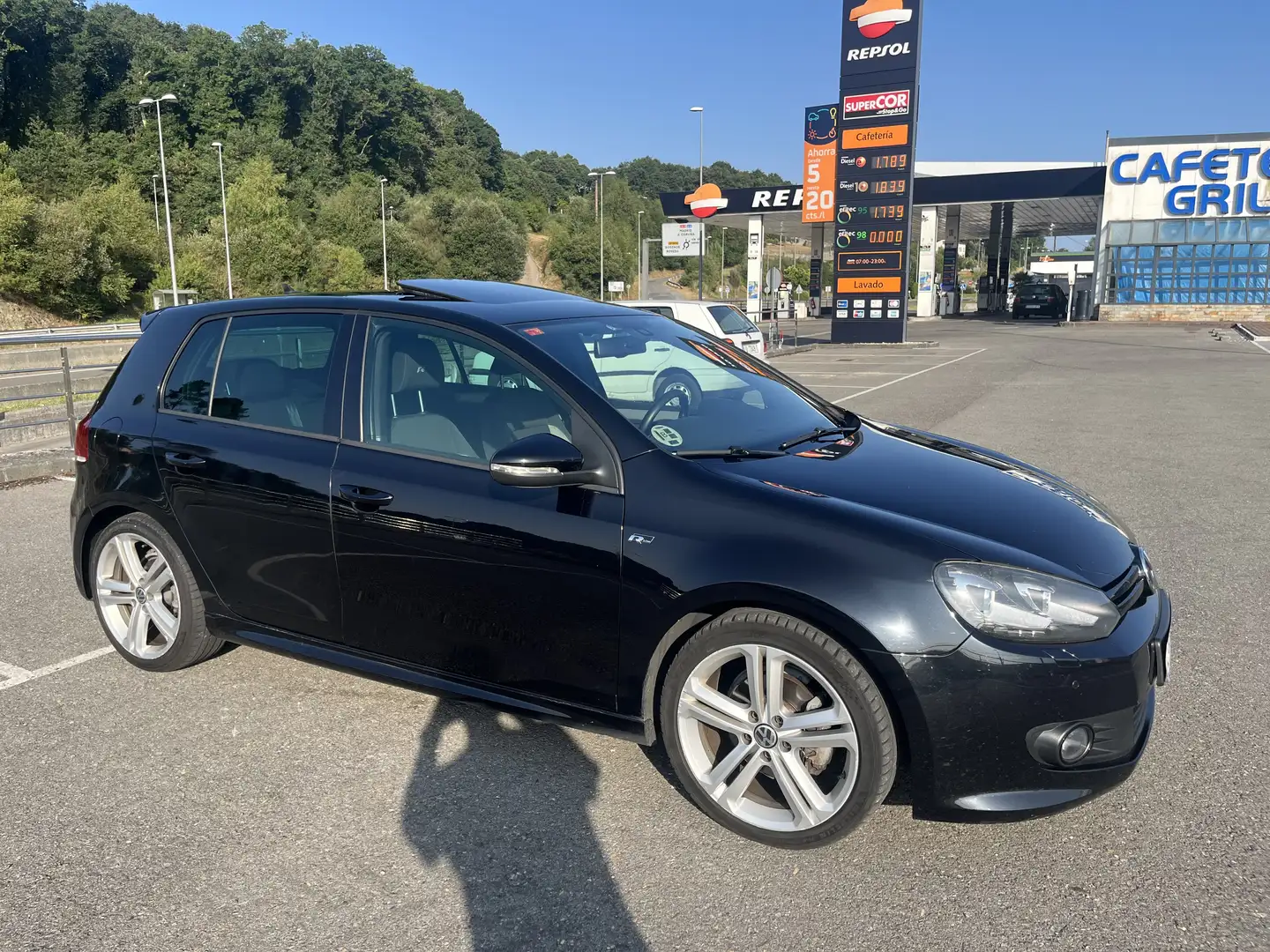 Volkswagen Golf 2.0TDI CR Advance DSG 140 - 2