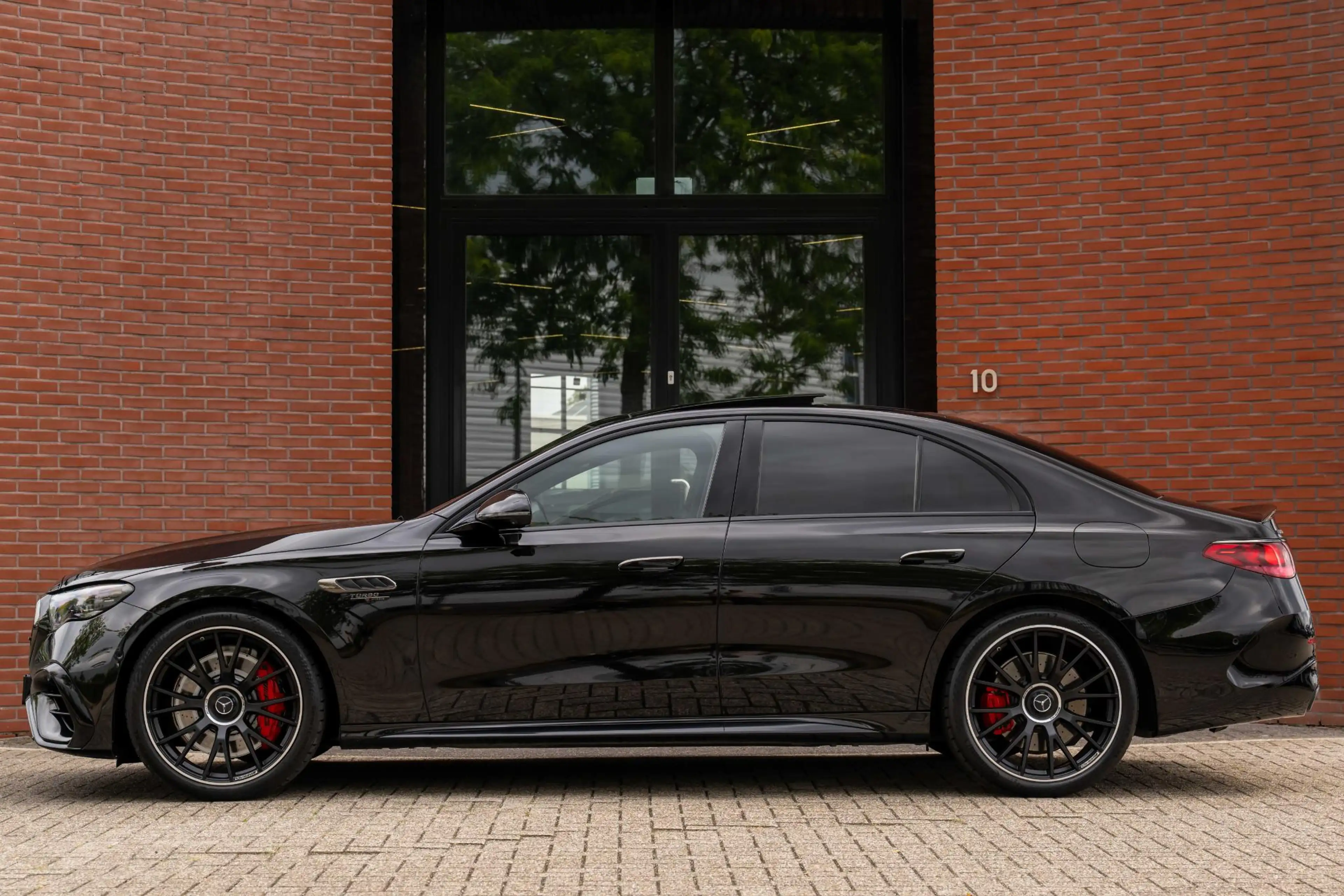 Mercedes-Benz E 53 AMG 4MATIC+ Dynamic Plus Premium Plus Massage — photo 7