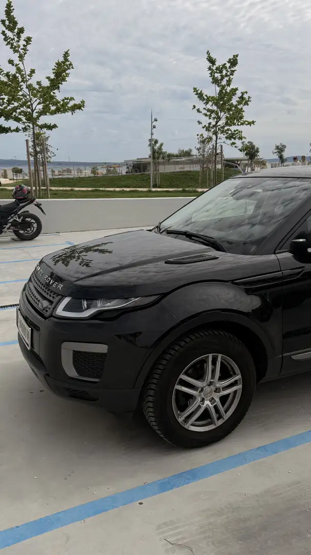 Land Rover Range Rover Evoque Pure 2,0 eD4 e-Capability Schwarz - 1