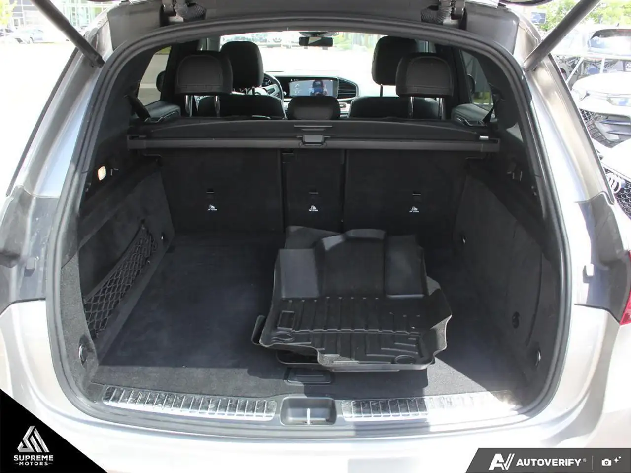 Mercedes-Benz GLE снимка Mercedes-Benz GLE