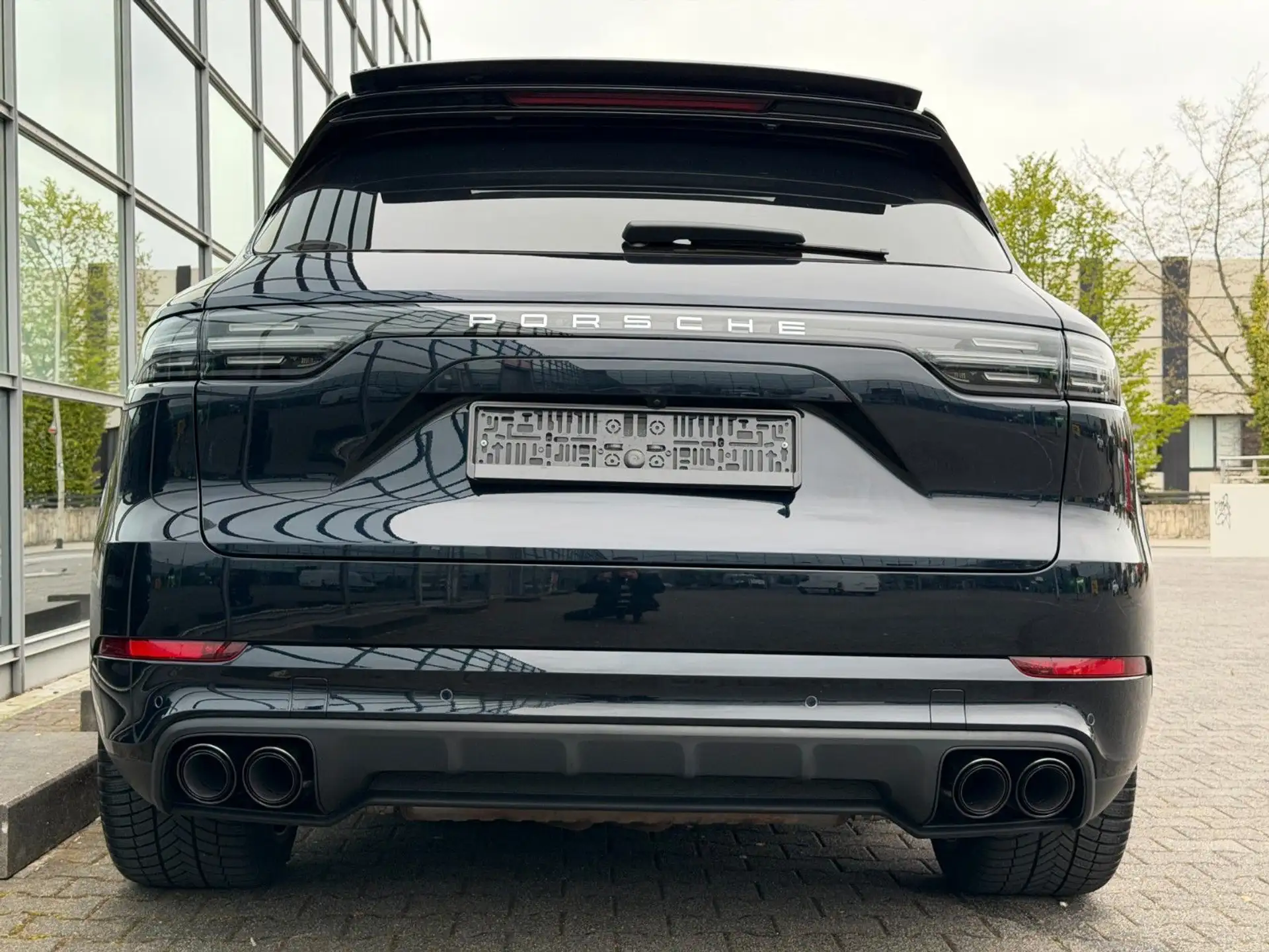 포르쉐 Porsche Cayenne S E-Hybrid 2021 검정 사진 6