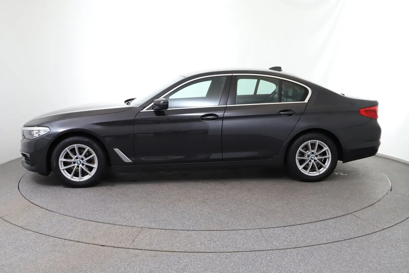 BMW 520 BMW 520d Aut. Grau - 2