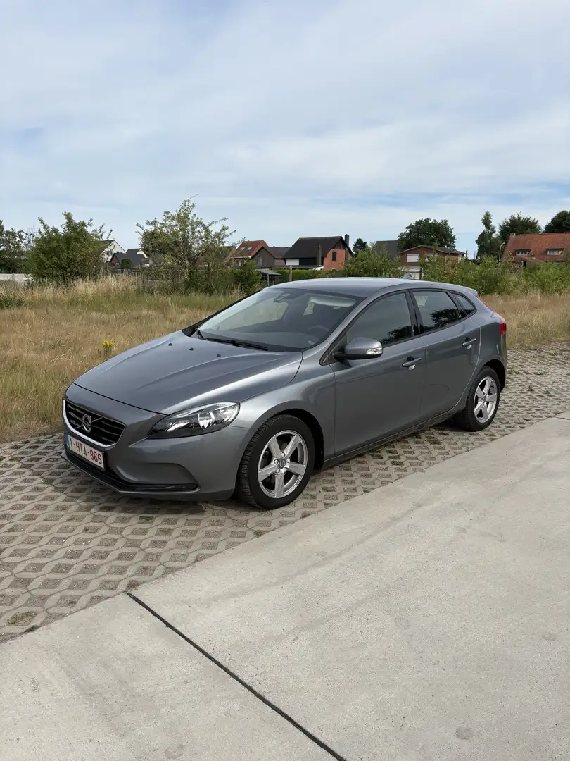 Volvo V40 - 1