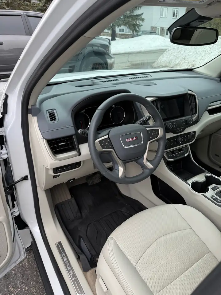 GMC Terrain снимка GMC Terrain