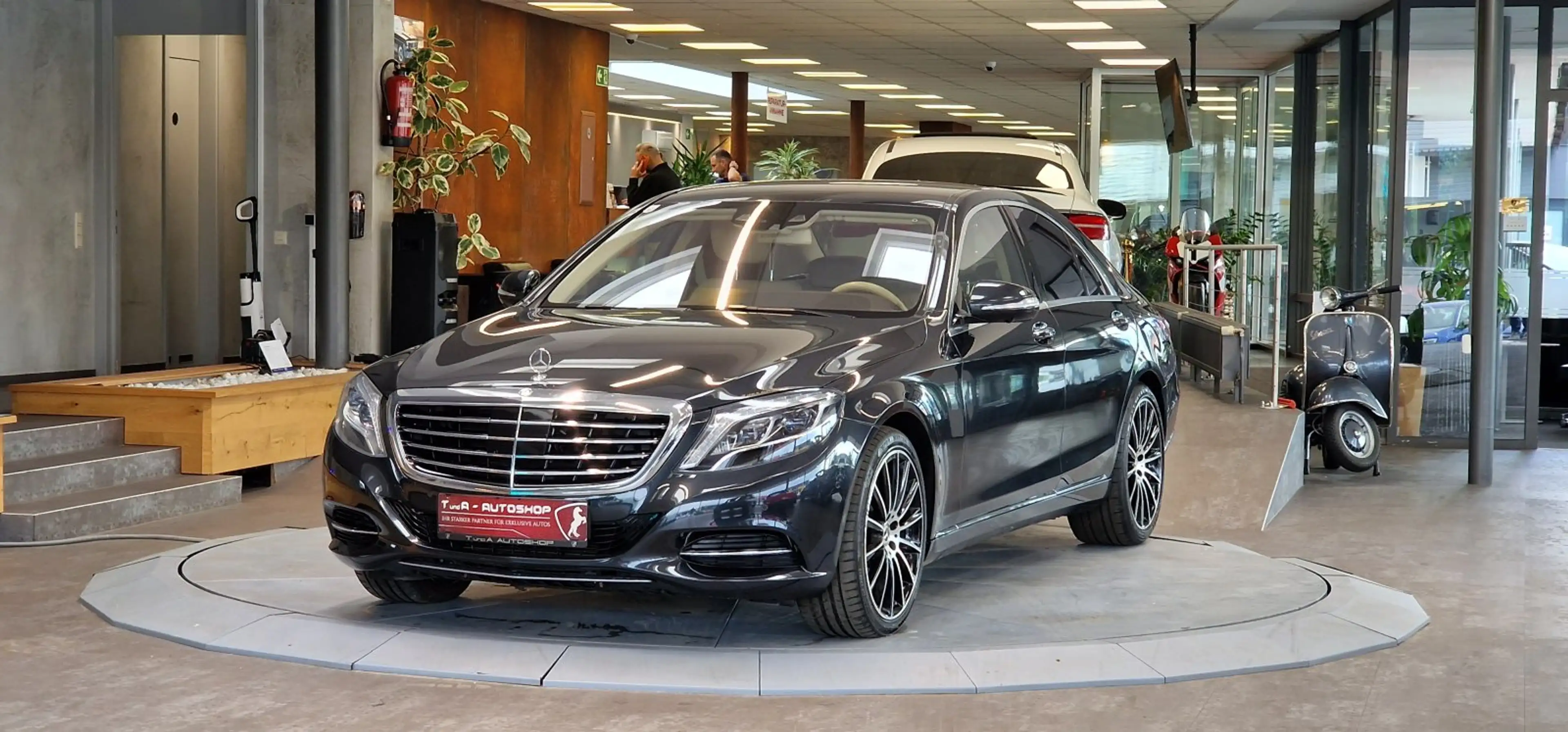 Mercedes-Benz S 500 4Matic Aut. *Luftfederung*360°*Navi*