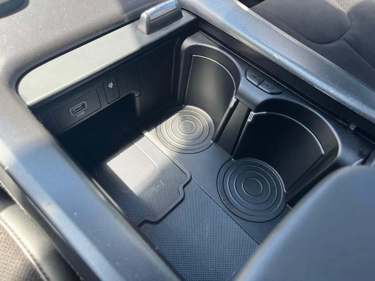 Hyundai PALISADE снимка Hyundai PALISADE