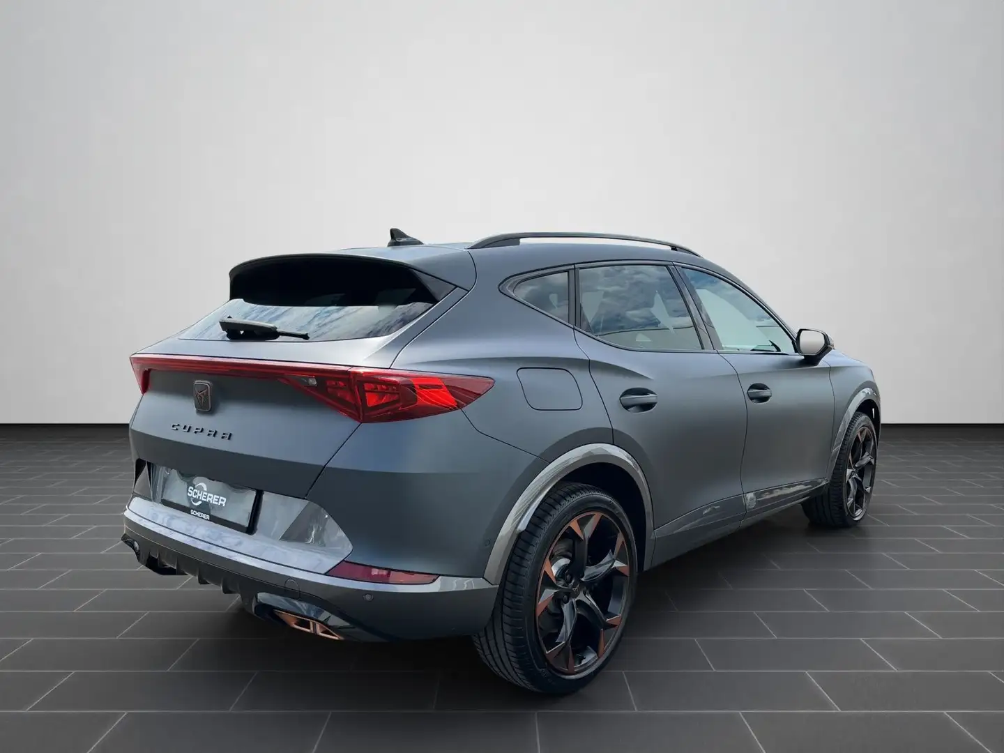 CUPRA Formentor VZ 1.4 eTSI Grau - 2