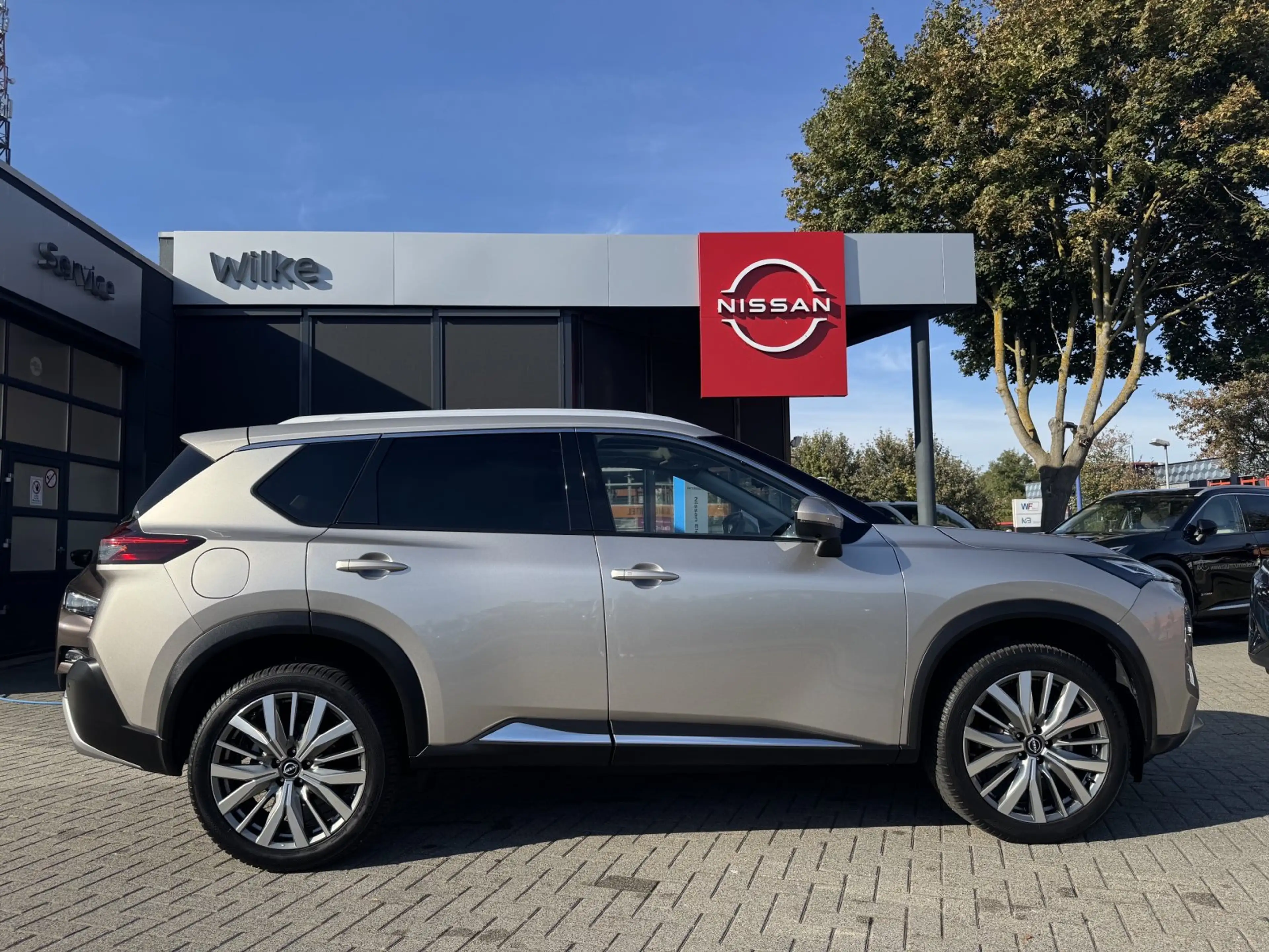 Nissan X-Trail 1.5 VC-T MHEV Tekna+/BOSE/PANO/LEDER — photo 4