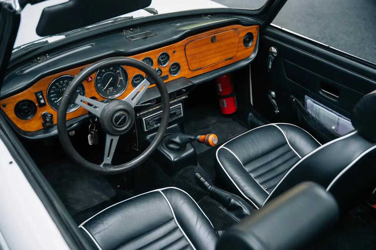 Triumph TR6, foto 9