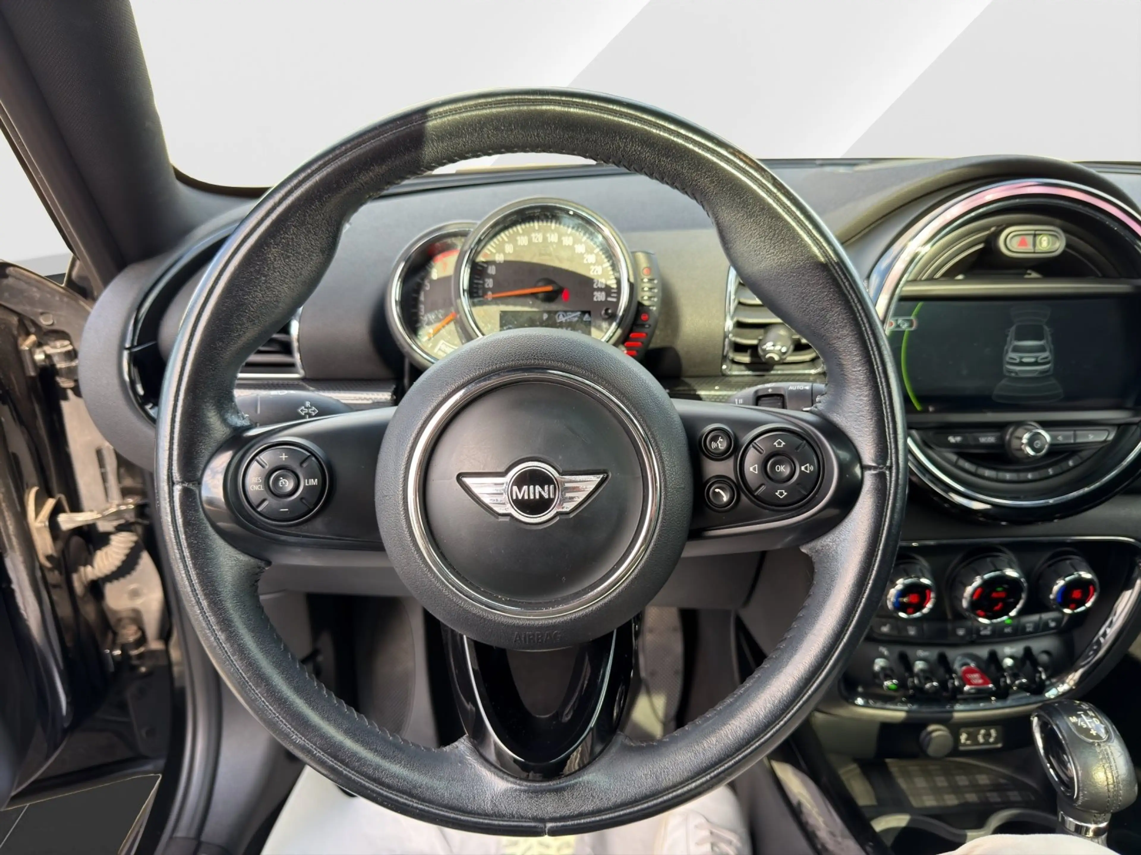 MINI Cooper Clubman Navi Prof. | Pano.Dach | LED | Leder | Automatik e — photo 9