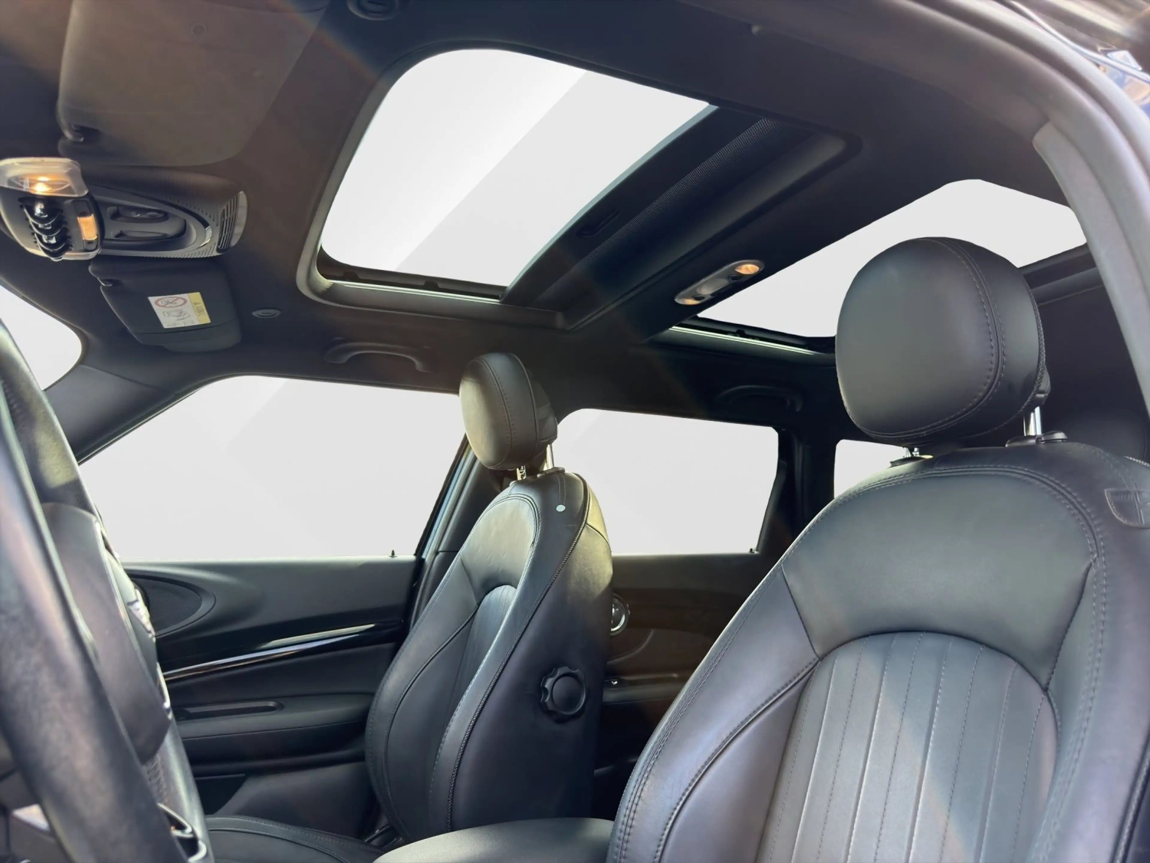 MINI Cooper Clubman Navi Prof. | Pano.Dach | LED | Leder | Automatik e — photo 13