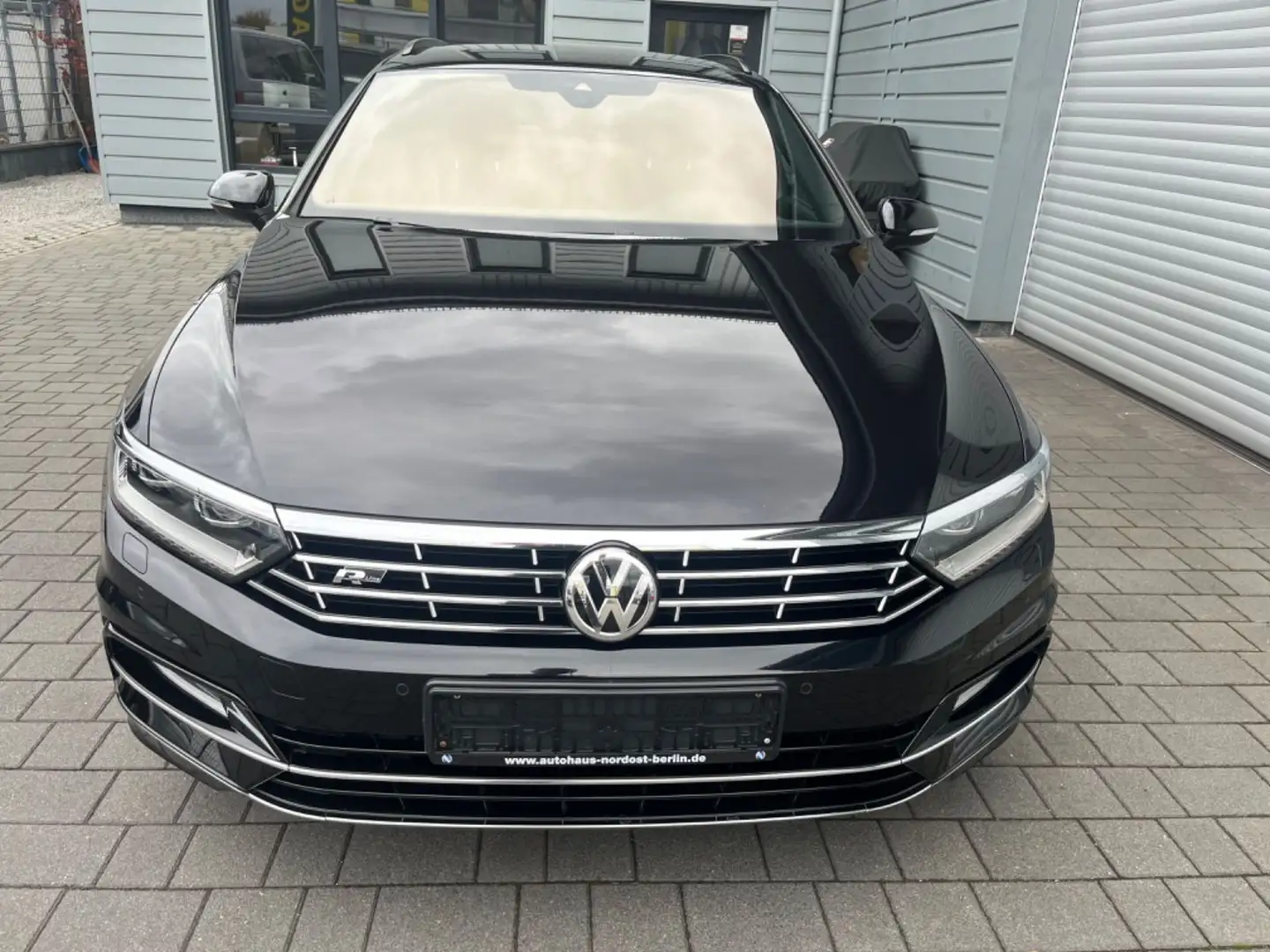 Volkswagen Passat Variant Comfortline DSG R-Line Schwarz - 2
